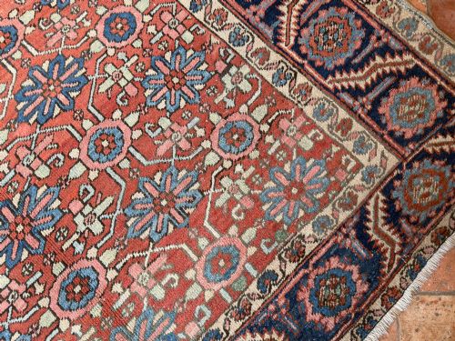 ANTIQUE HERIZ CARPET - ADDITIONAL PHOTO 9