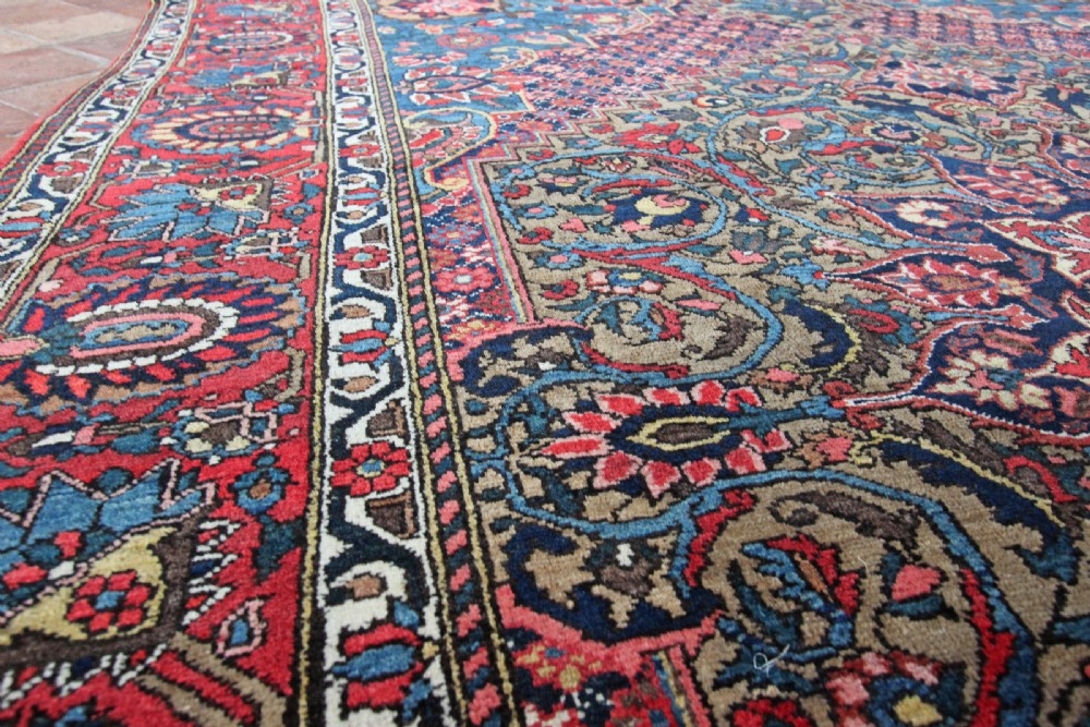 Antique Baktiari carpet, Persian, circa 1900-1910 View VI