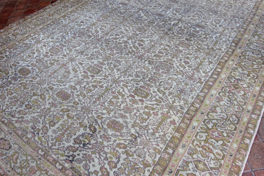 Antique Sultanabad carpet View IV