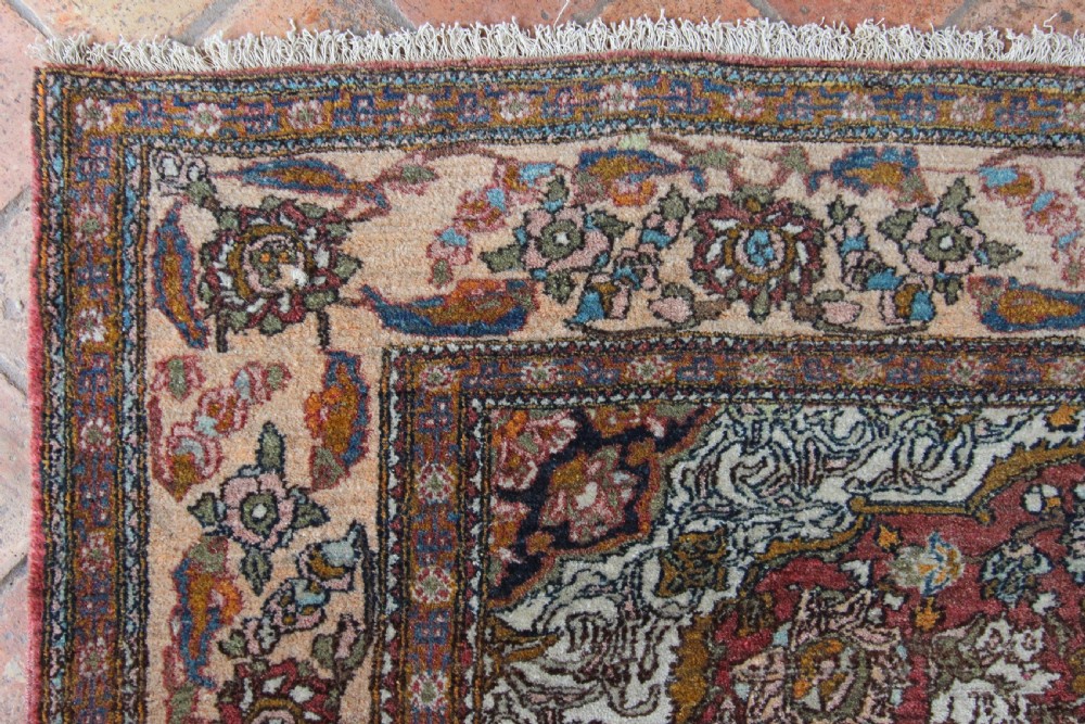 Antique Isfahan rug View VII