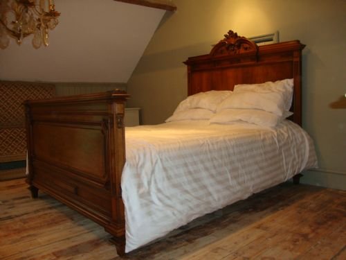 Antique French Classic Style Bed