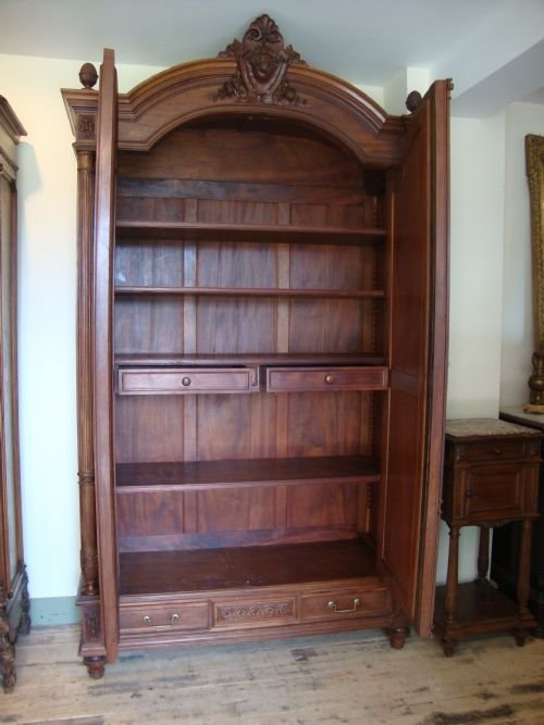 fig 2. FRENCH LOUIS XV1 ARMOIRE