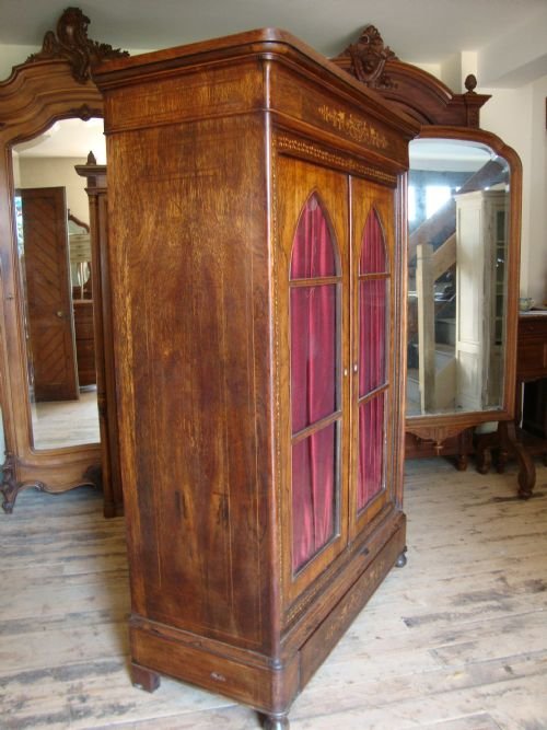 fig 1. CONTINENTAL BOOKCASE/DISPLAY CABINET