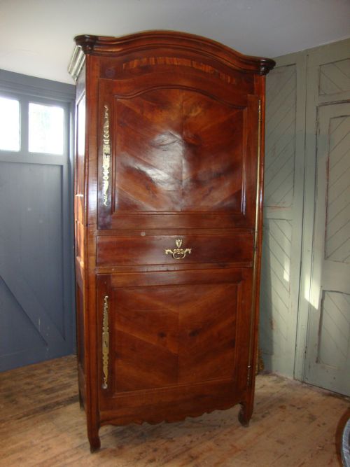 French Country 2 Door Cupboard
