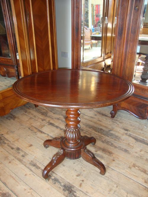 French Gueridon Tilt Top Table