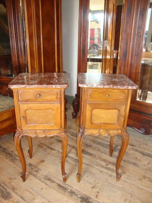 French Louis Xv Style Pair Bedside Cabinets