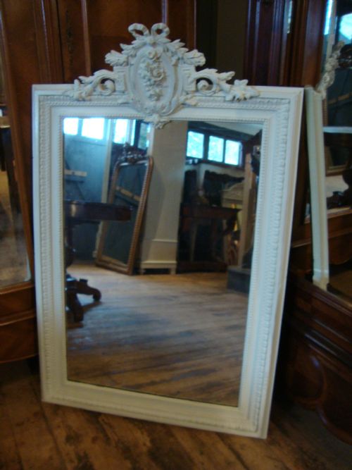 fig 1. FRENCH CLASSIC STYLE MIRROR