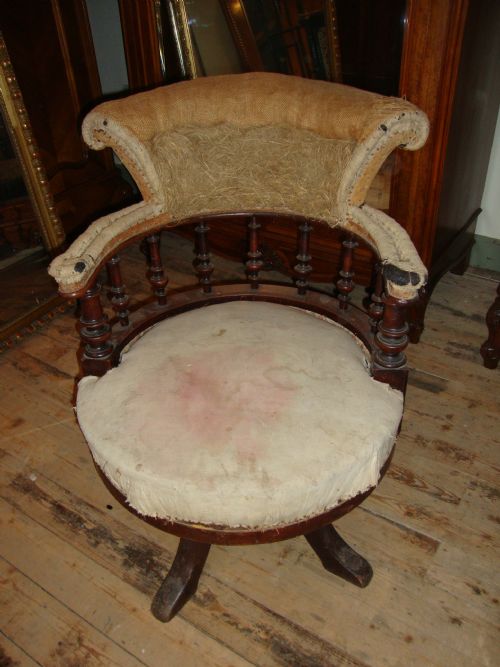 Mahogany Office Desk Chair
