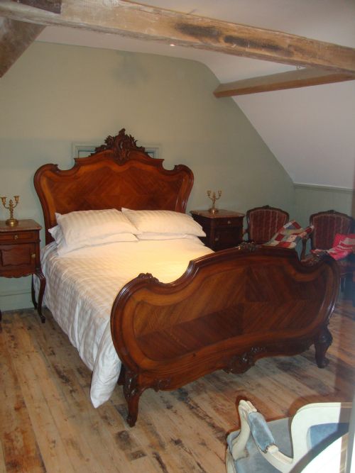 French Walnut Louis Xv Style Double Bed