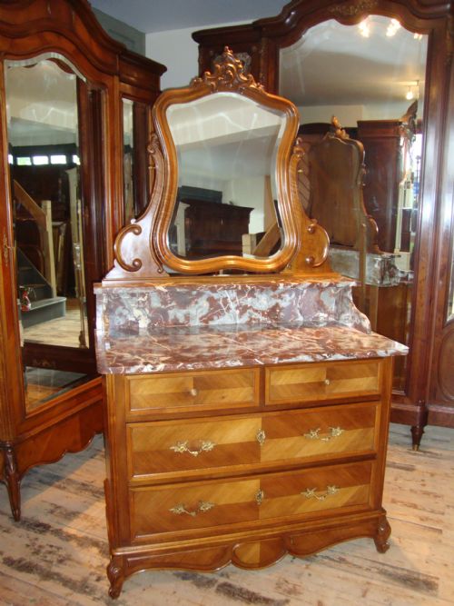 French Louis Xv Style Dressing Chest