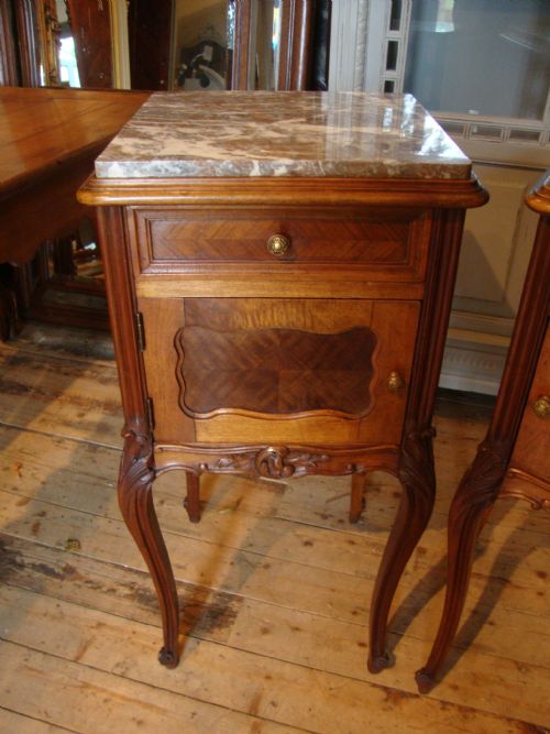 fig 1. FRENCH PAIR LOUIS XV STYLE BEDSIDE CABINETS