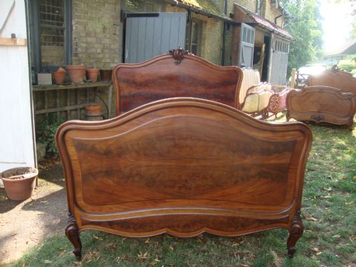 fig 1. FRENCH KING SIZE MAHOGANY BED WITH BASE