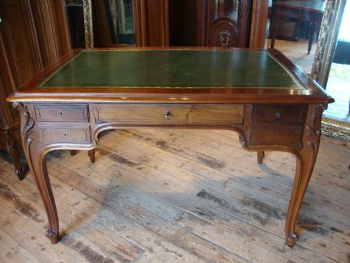 fig 1. FRENCH LOUIS XV STYLE WRITING DESK