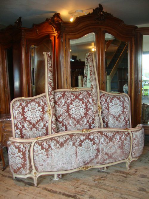 French Louis Xv Style Corbeille Bed