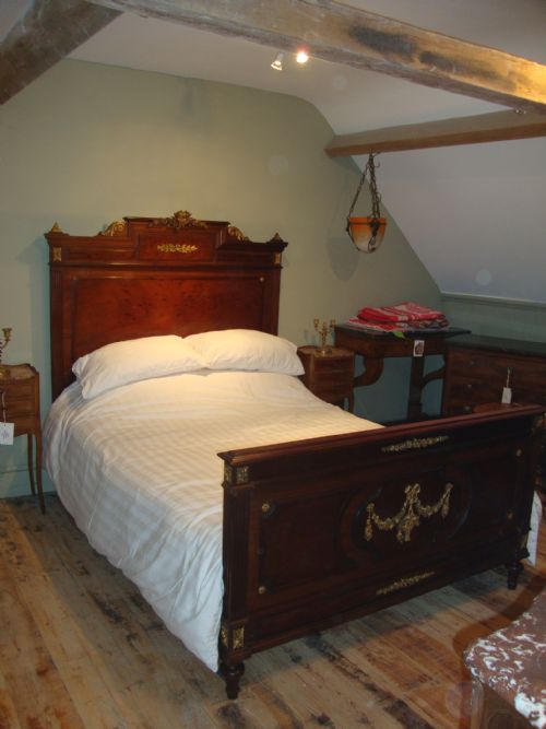 fig 1. FRENCH EMPIRE STYLE DOUBLE BED