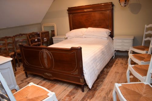 fig 1. FRENCH LOUIS XV1 STYLE KING SIZE BED