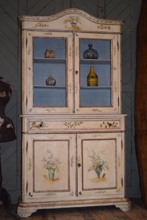French Hand Painted Dresser in Original Condition