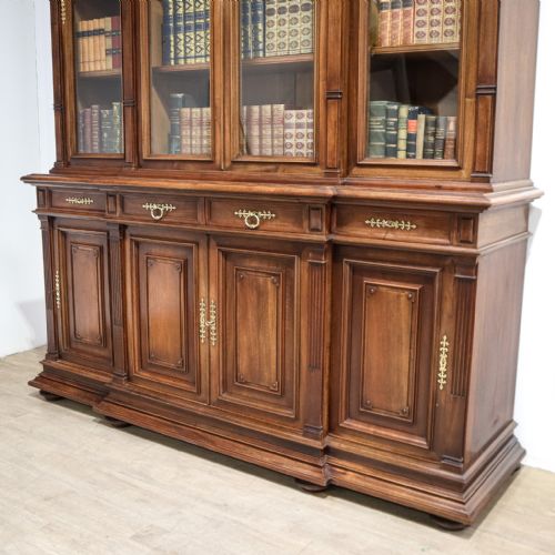 FRENCH WALNUT BREAKFRONT LIBRARY BOOKCASE - ADDITIONAL PHOTO 3