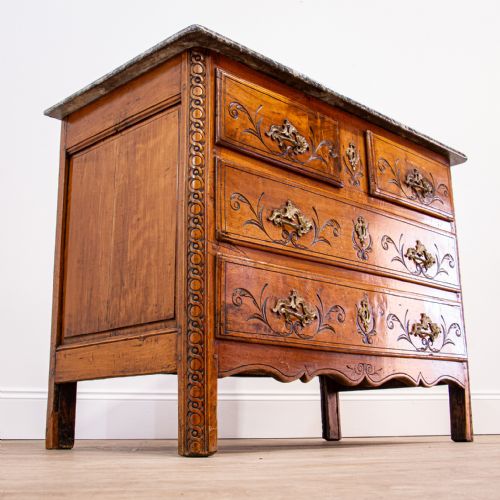 FRENCH 18TH CENTURY WALNUT LOUIS XV MARBLE TOP COMMODE - ADDITIONAL PHOTO 2