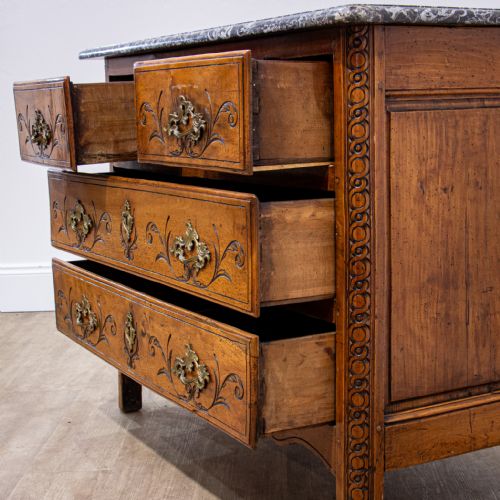 FRENCH 18TH CENTURY WALNUT LOUIS XV MARBLE TOP COMMODE - ADDITIONAL PHOTO 8