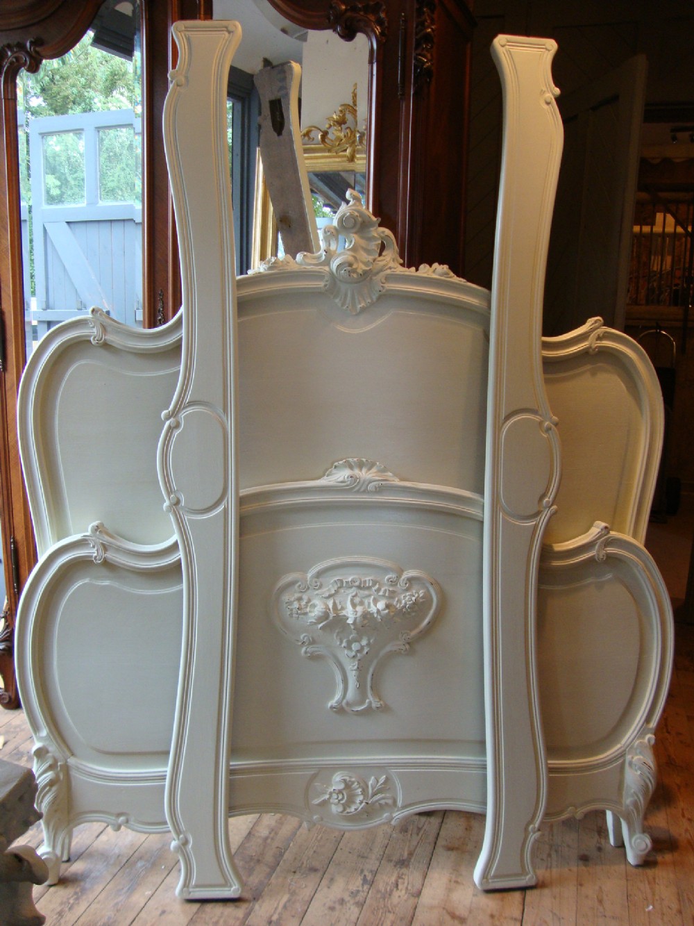 FRENCH LOUIS XV STYLE BED
