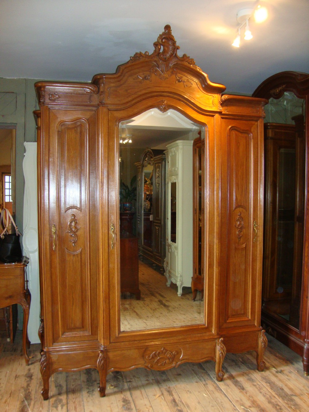 FRENCH LOUIS XV STYLE TRIPLE DOOR ARMOIRE