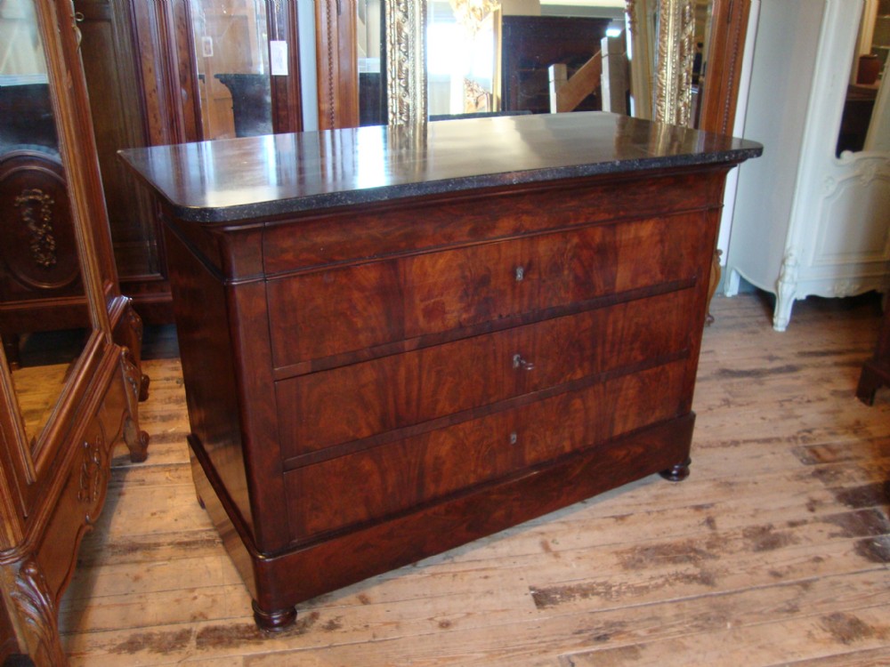 FRENCH LOUIS PHILIPPE CHEST OF DRAWERS
