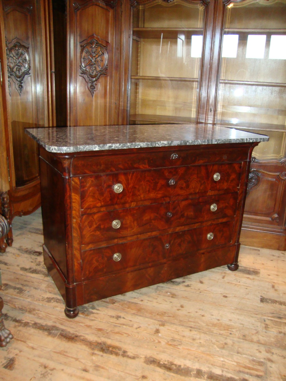 FRENCH LOUIS PHILIPPE CHEST OF DRAWERS - COMMODE