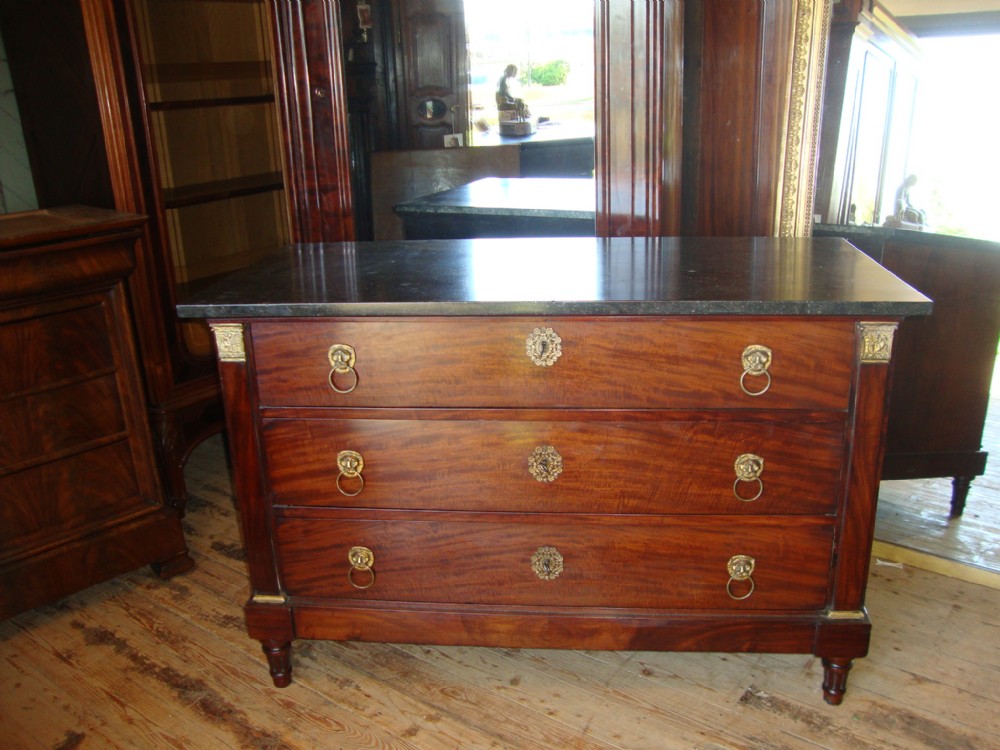 FRENCH CLASSIC STYLE CHEST OF DRAWERS