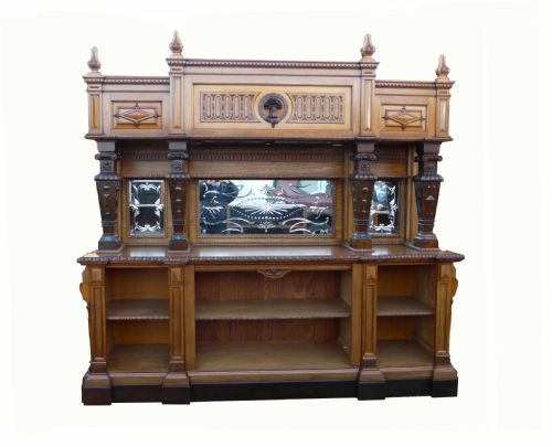 fig 1. 9ft Holland and Sons Hunstmens Bar