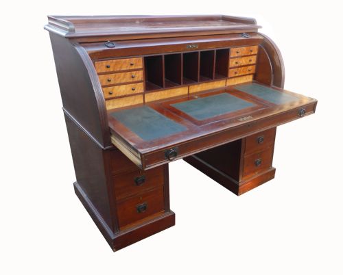 Victorian Mahogany Cylinder Top Pedestal Desk