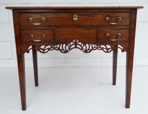 18TH CENTURY OAK LOWBOY - ADDITIONAL PHOTO 3