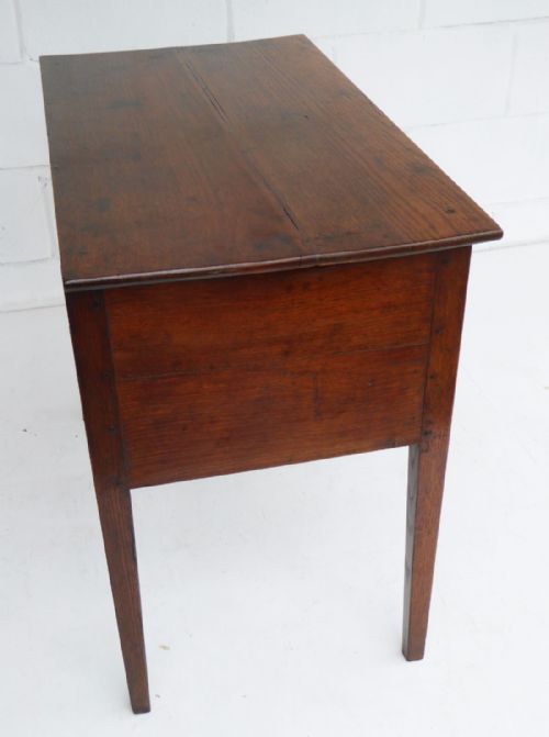 18TH CENTURY OAK LOWBOY - ADDITIONAL PHOTO 4