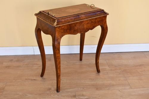 Fine Quality Inlaid Walnut Jardiniere/planter/cooler
