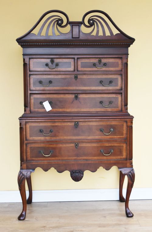 GEORGIAN STYLE MAHOGANY CHEST ON STAND - ADDITIONAL PHOTO 1