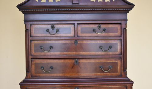GEORGIAN STYLE MAHOGANY CHEST ON STAND - ADDITIONAL PHOTO 6