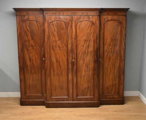 19th Century Victorian Mahogany Four Door Breakfront Wardrobe