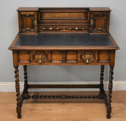 19th Century Shapaland and Petter Oak Desk