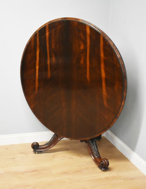 Early Victorian Rosewood Circular Dining Table