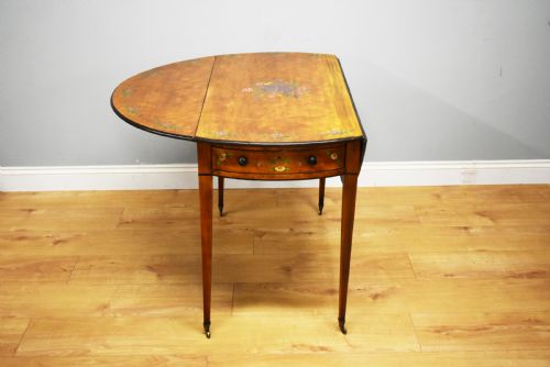 20TH CENTURY EDWARDIAN MAHOGANY HAND PAINTED SATINWOOD PEMBROKE TABLE - ADDITIONAL PHOTO 6