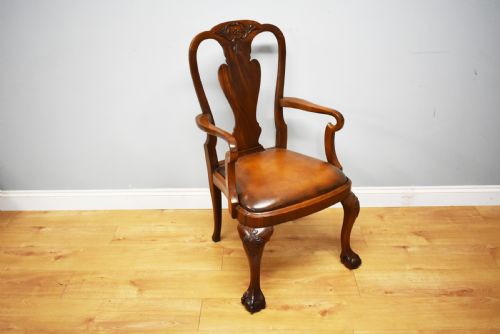 20th Century Queen Anne Style Armchair