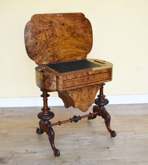 19th Century Victorian Burr Walnut Work Table / Writing Table