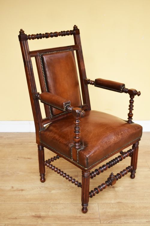 PAIR OF 19TH CENTURY VICTORIAN WALNUT GOTHIC REVIVAL ARMCHAIRS - ADDITIONAL PHOTO 5