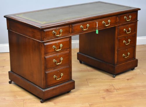 Victorian Mahogany Pedestal Desk