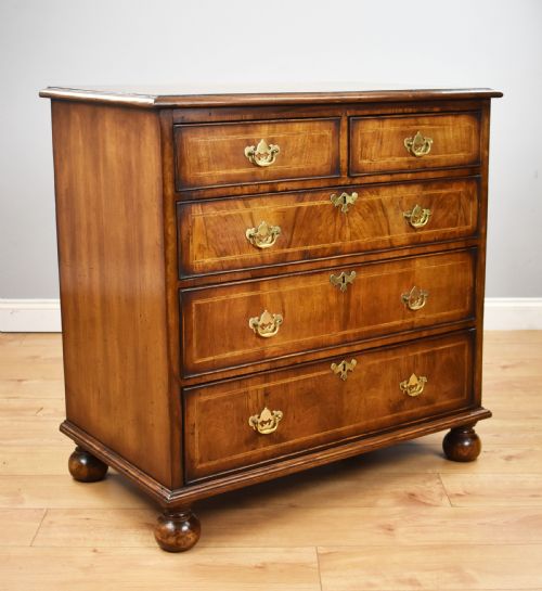 George III Burr Walnut Chest of Drawers