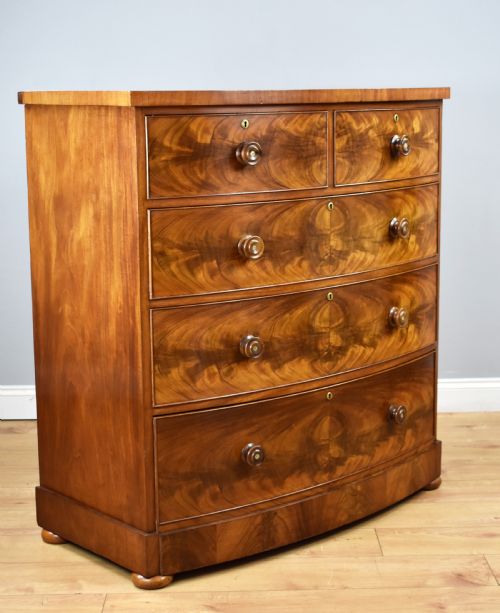 Victorian Flame Mahogany Chest of Drawers
