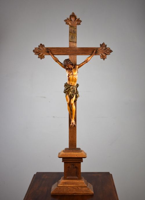 Early 20th Century Carved Oak Crucifix
