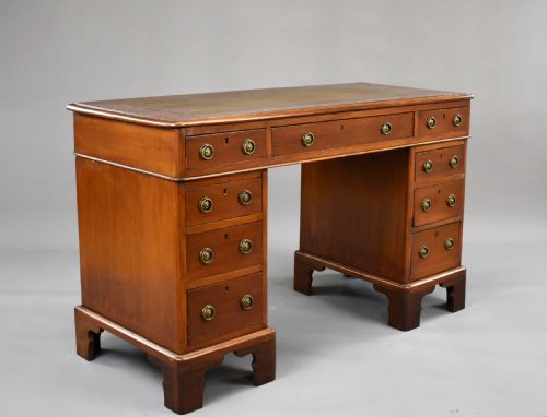 Victorian Oak and Walnut Pedestal Desk