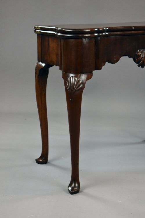 GEORGE II IRISH MAHOGANY CARD TABLE - ADDITIONAL PHOTO 2