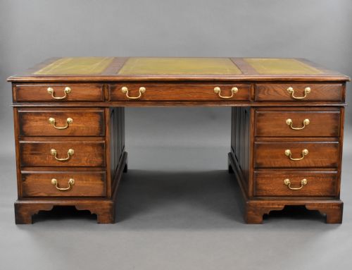 Oak Partners Desk